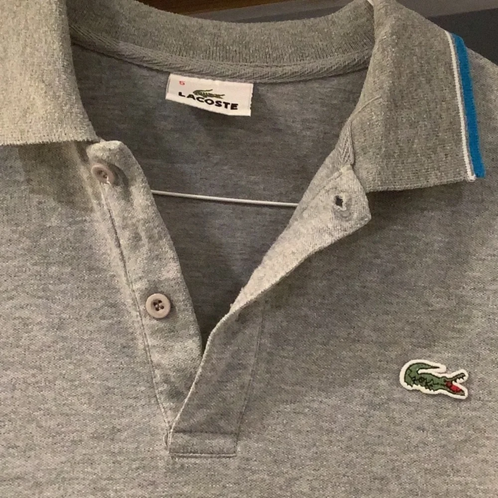 Lacoste - Picture 2 of 3